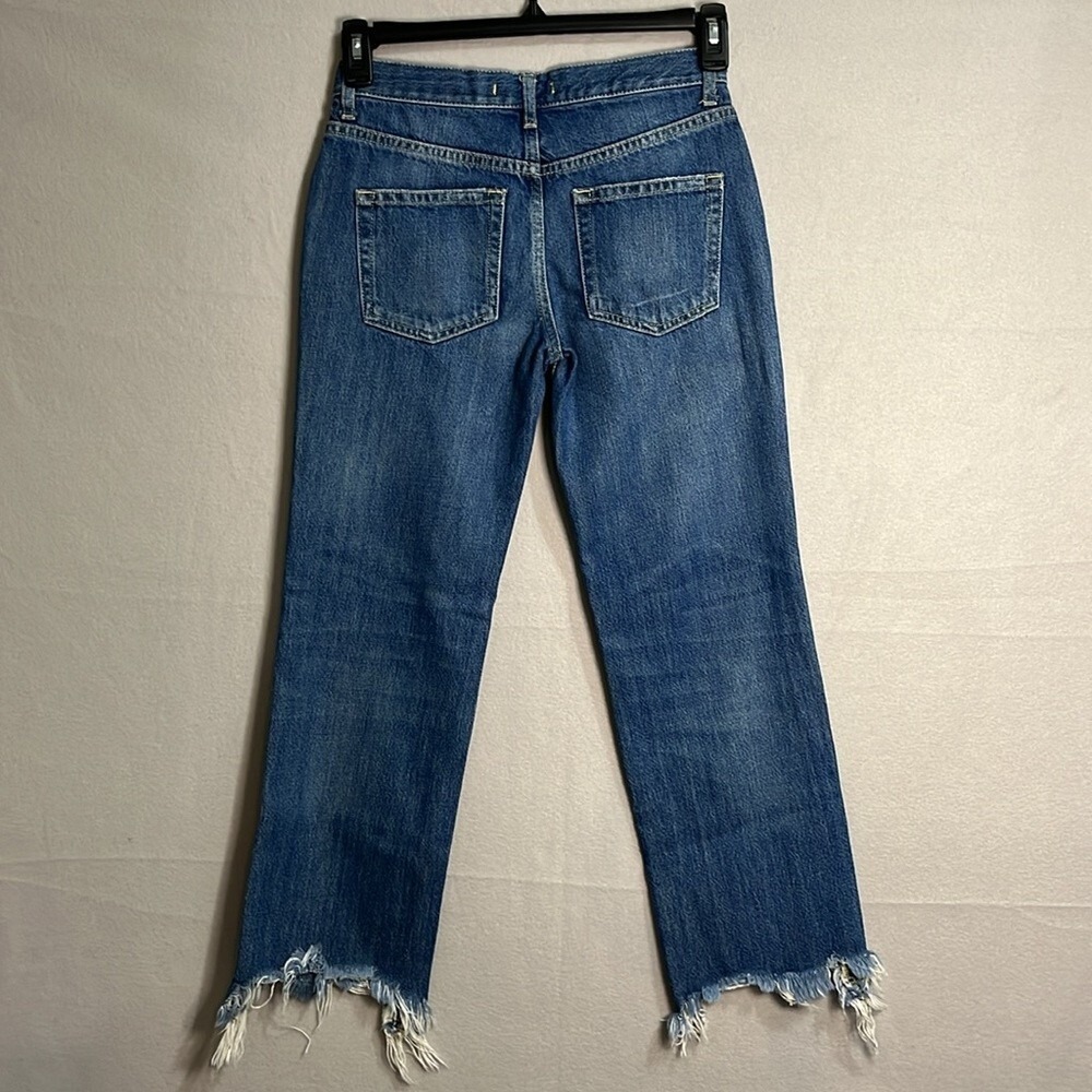 We The Free Button Fly Straight Leg Distressed Jeans Womens Size 24‎ Medium Wash - Picture 2 of 11